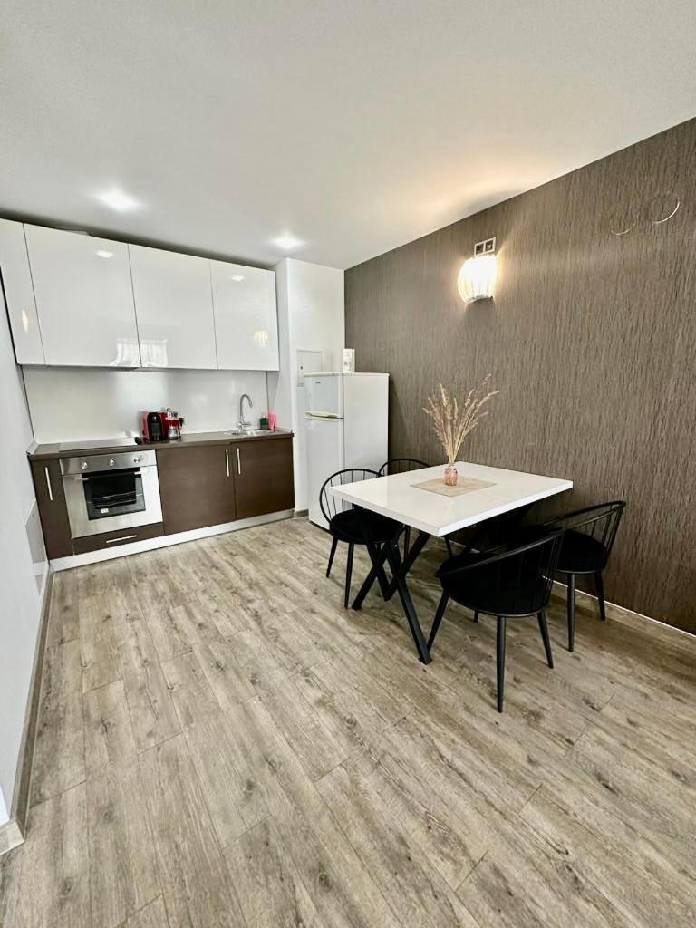 Apartament Lux Poiana Brasov B23 Apartman Kültér fotó